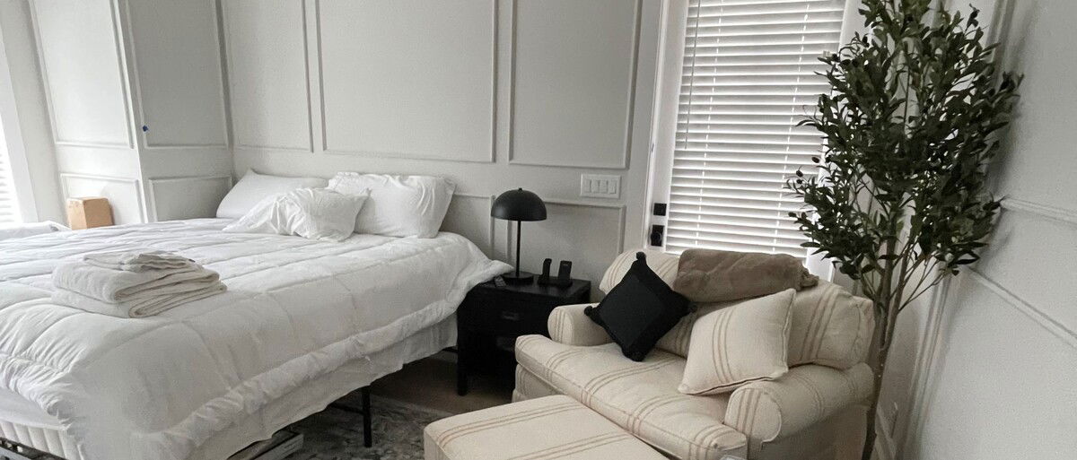 Neutral Nursery Interior Design | Decorilla