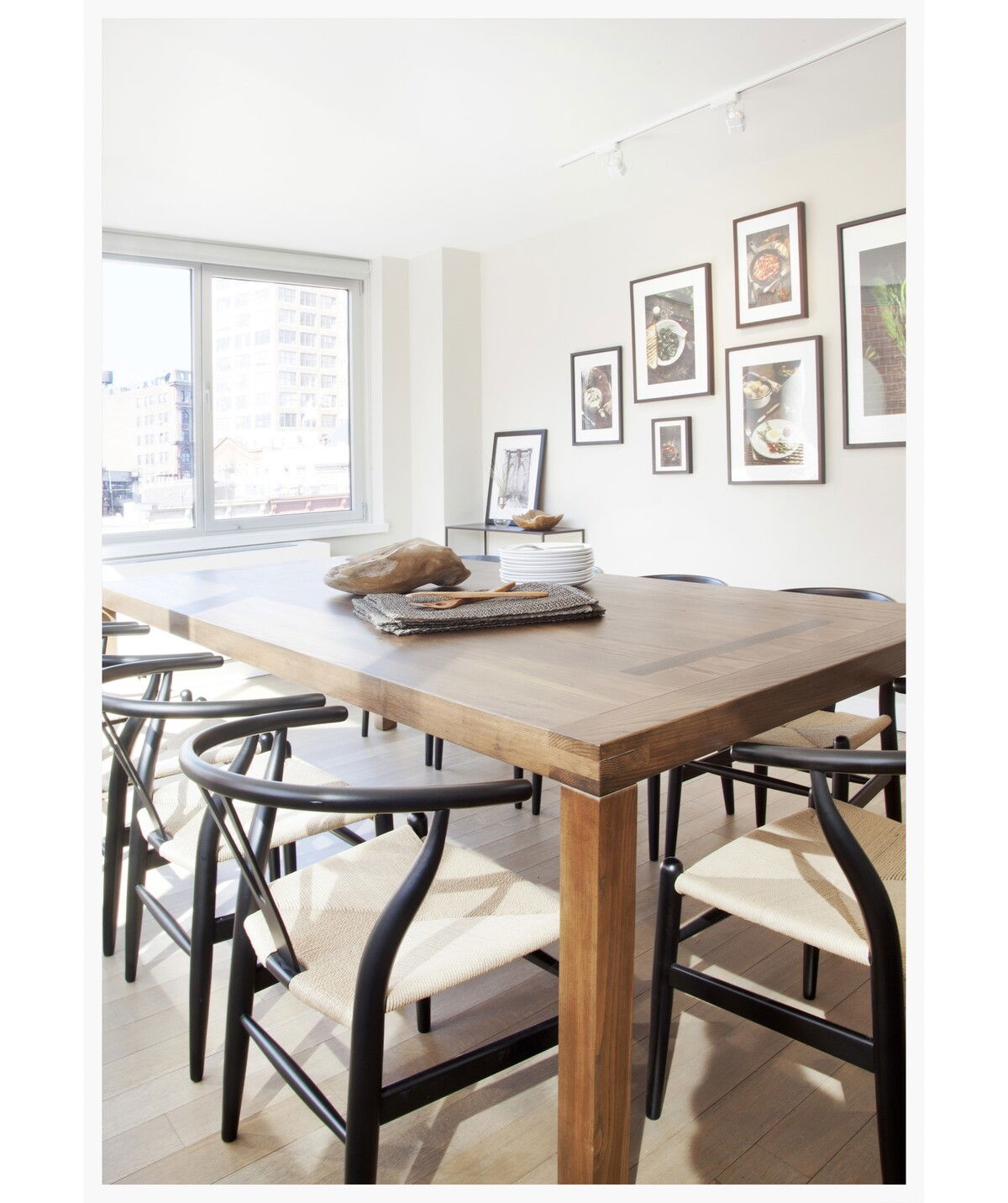 Top Contemporary Interior Designer, Lindsey M. | Decorilla