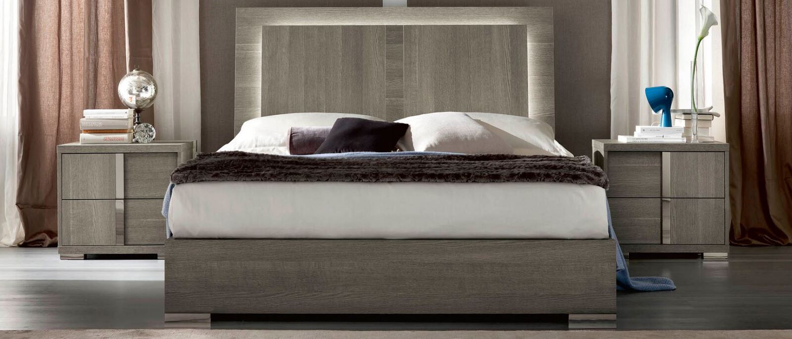 Online Designer Bedroom 3D Model 5