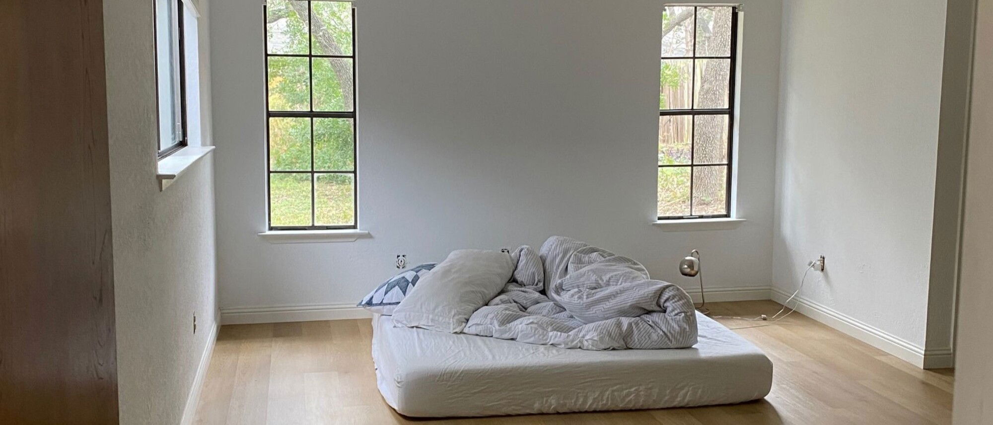 Transformación de hogar Brillante Bohemio de Medianoche- Foto Antes