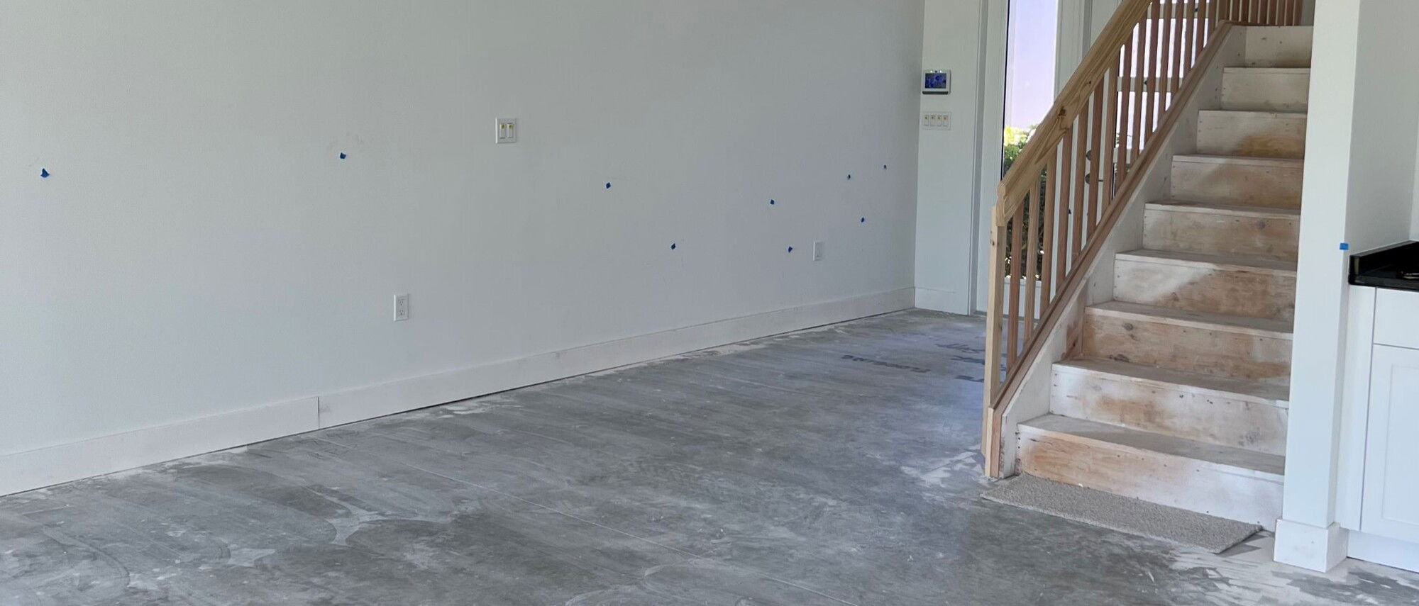 Sala de estar y comedor de lujo moderno combinado - Foto antes