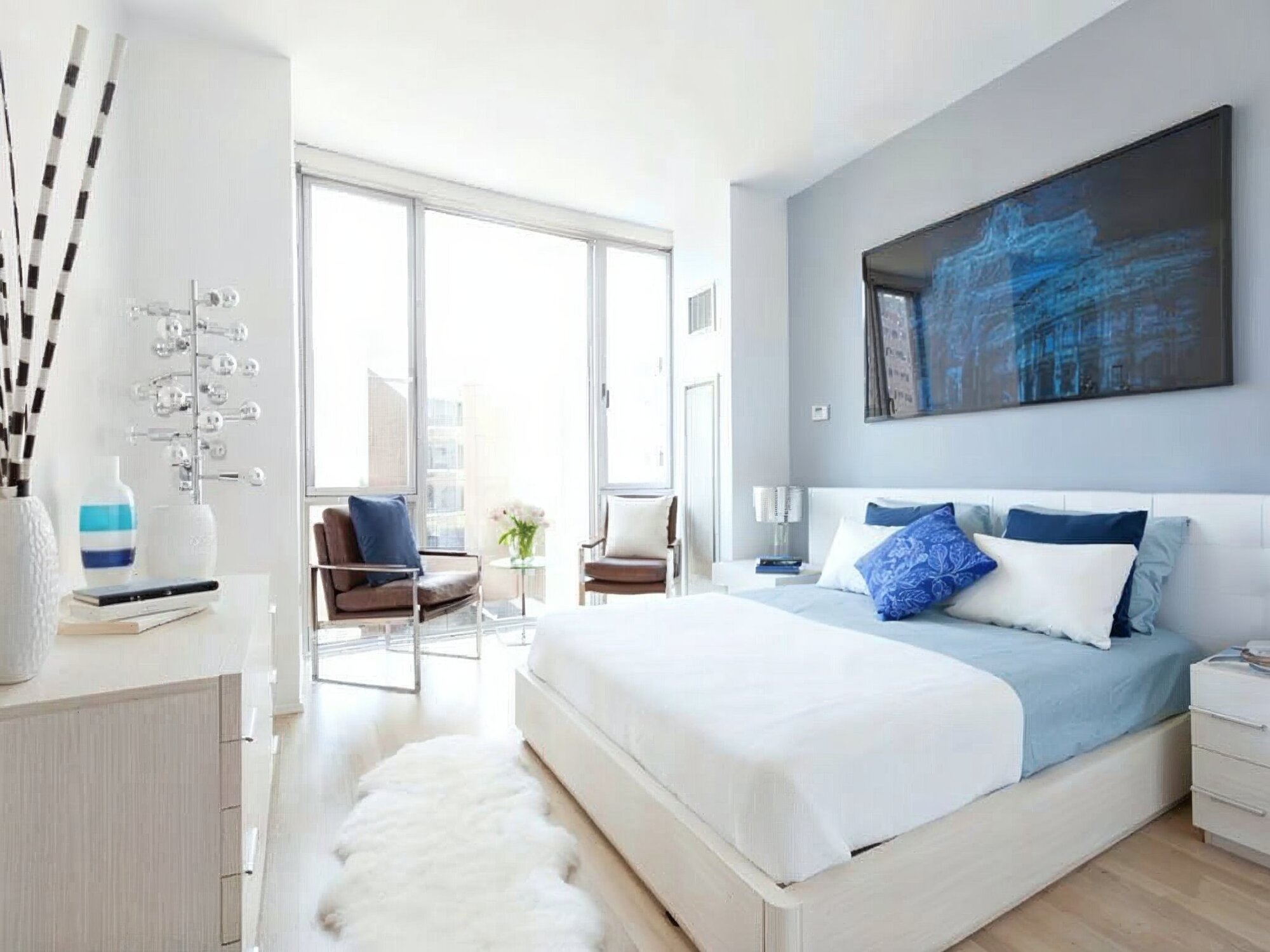 Sophisticated Contemporary Bedroom Design 