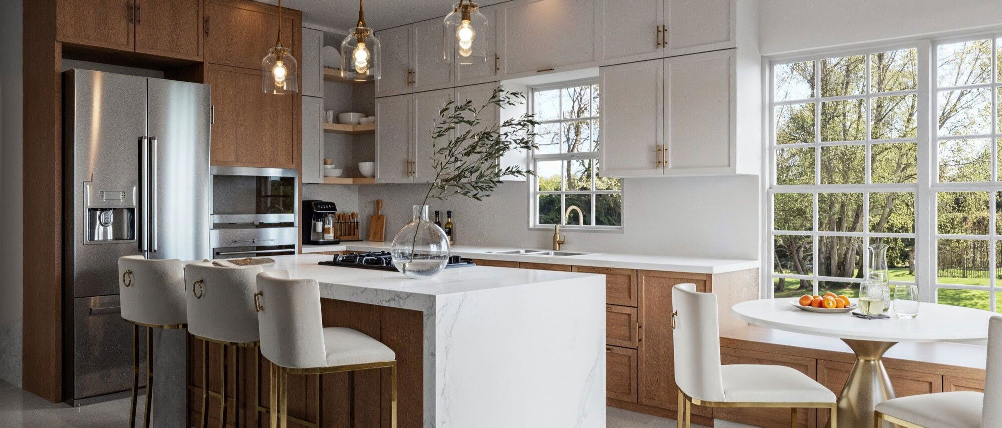 Transitional Eat In Kitchen Design by affordable Alexandria interior designers