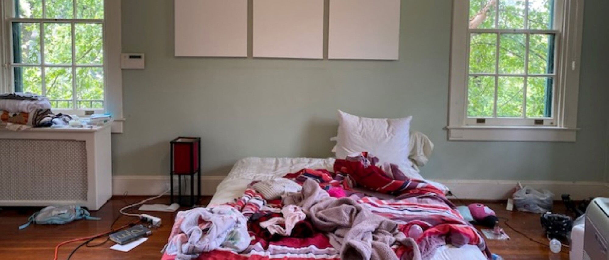 Renovación del dormitorio principal Modern Chic - Foto antes
