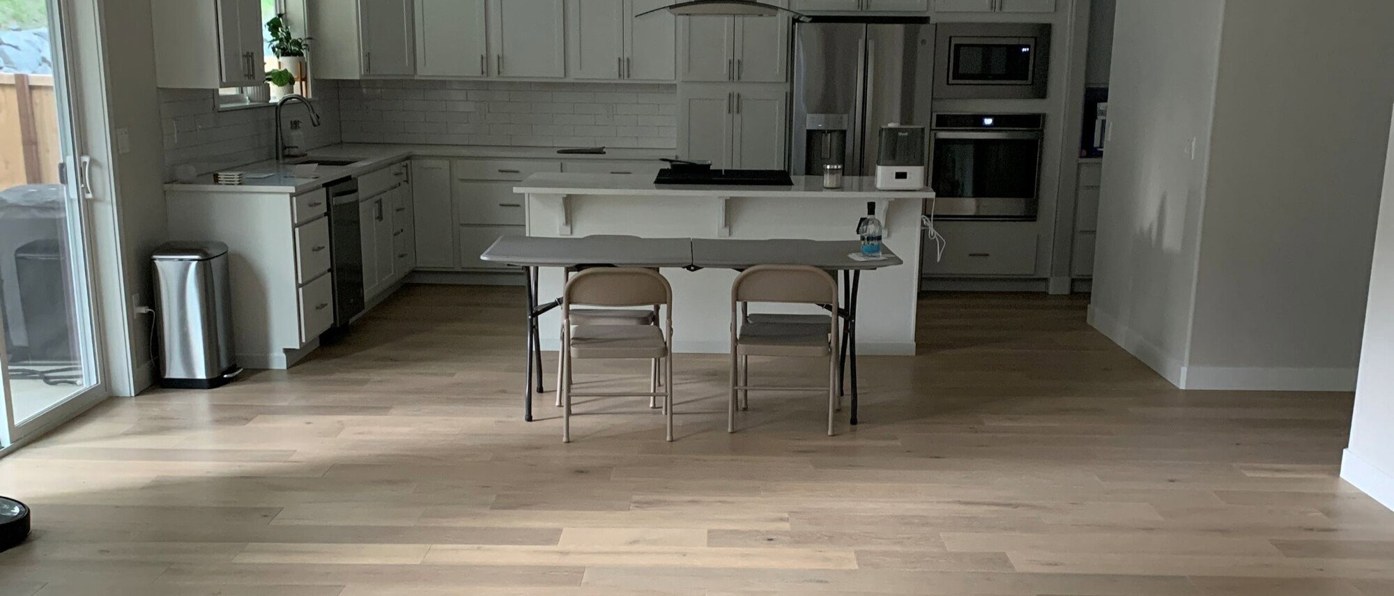 Diseño de Sala/Comedor Combinado Moderno-Foto Antes de Jennifer