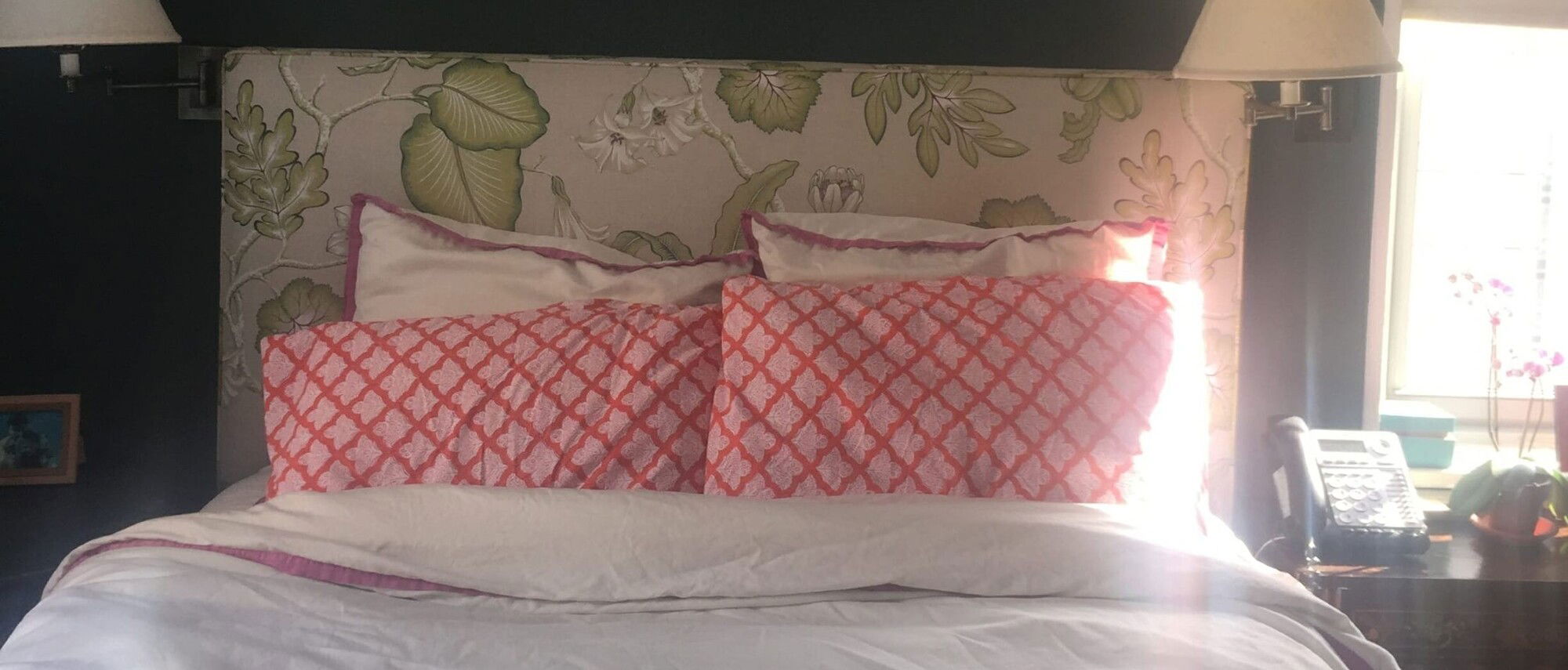 Dormitorio de glamour femenino - Foto anterior