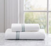 Online Designer Bathroom Grand Embroidered 700 Gram Weigh Bath Towels