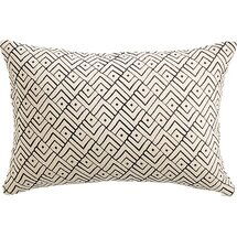 Online Designer Studio 18"x12" triangle lattice pillow