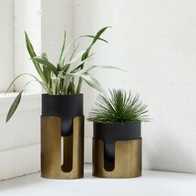 Online Designer Combined Living/Dining Ciro Metal Standing Planters