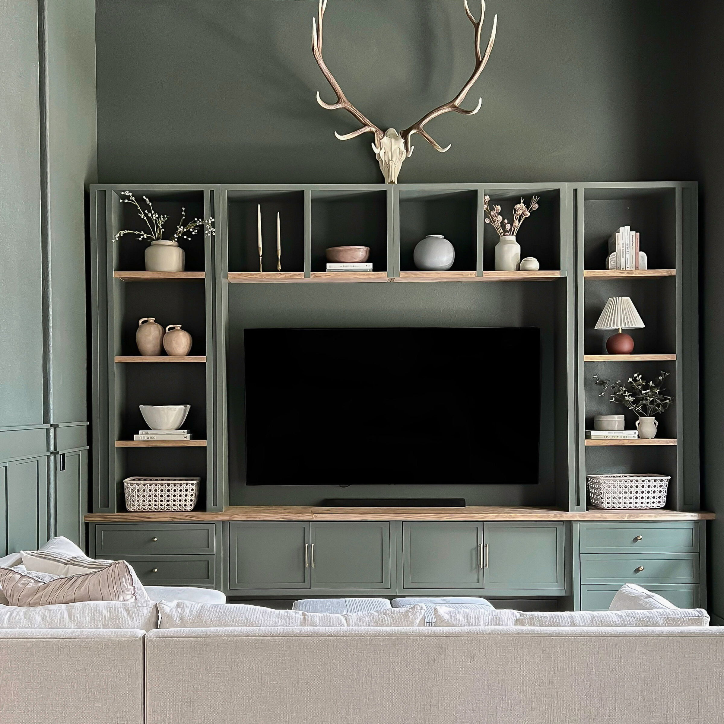 Top Contemporary Interior Designer, Irina M. | Decorilla