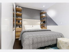 简单的现代卧室和浴室呈现拇指