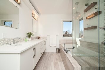 Online design Contemporary Bathroom by Giselle U. thumbnail