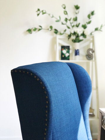Online design Eclectic Living Room by Hannah C. thumbnail