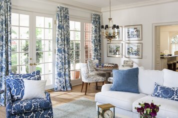 Online design Transitional Living Room by Lori Dennis thumbnail