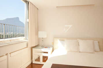 Online design Transitional Bedroom by Renata B. thumbnail