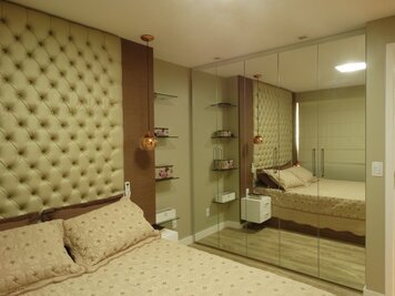 Online design Modern Bedroom by Janaina B. thumbnail