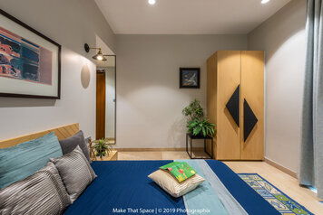 Online design Contemporary Bedroom by Brinda K. thumbnail