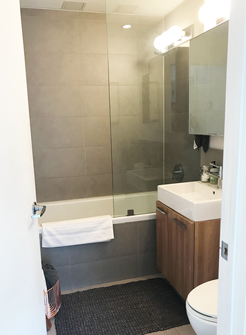 Online design Contemporary Bathroom by Karin L. thumbnail