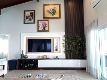Online design Transitional Living Room by Joyce R. thumbnail