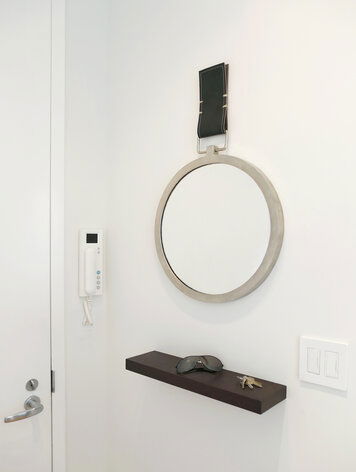 Online design Contemporary Hallway/Entry by Leonora M. thumbnail