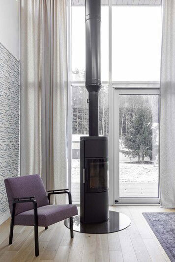 Online design Eclectic Living Room by Christina N. thumbnail