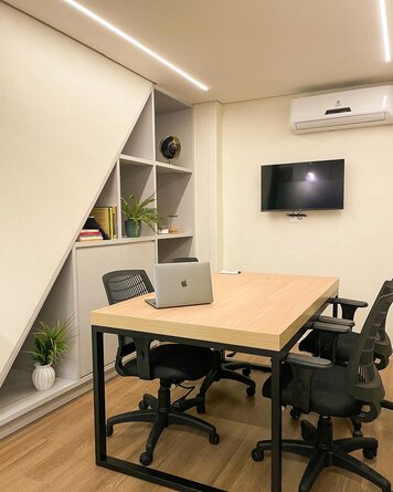 Online design Contemporary Business/Office by Karla A. thumbnail