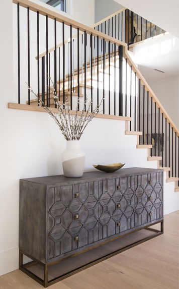 Online design Contemporary Hallway/Entry by Dina H. thumbnail