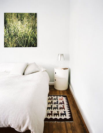 Online design Contemporary Bedroom by Leonora M. thumbnail