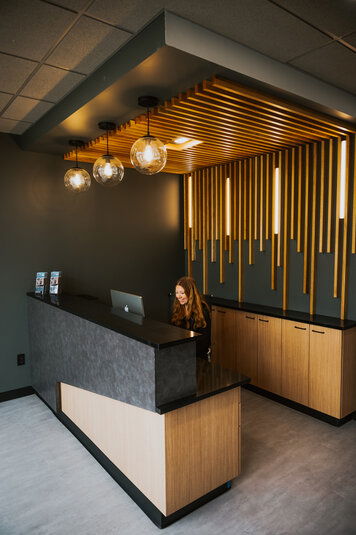Online design Modern Business/Office by Stephanie F. thumbnail