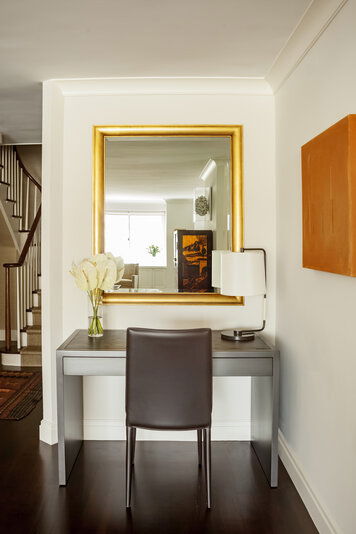 Online design Transitional Hallway/Entry by Leonora M. thumbnail