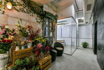 Online design Eclectic Hallway/Entry by Devanshi S. thumbnail