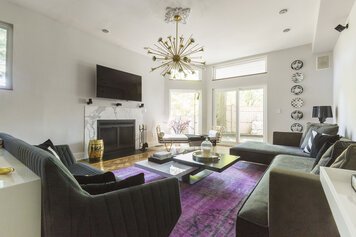 Online design Eclectic Living Room by Devanshi S. thumbnail