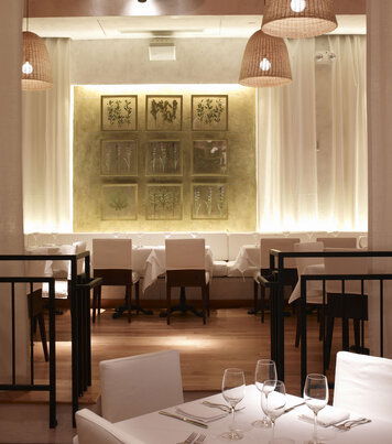 Online design Transitional Dining Room by Karin L. thumbnail