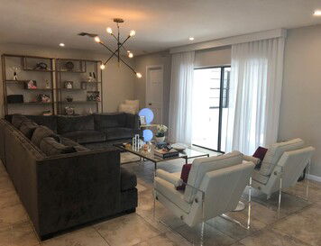 Online design Transitional Living Room by Taize M. thumbnail