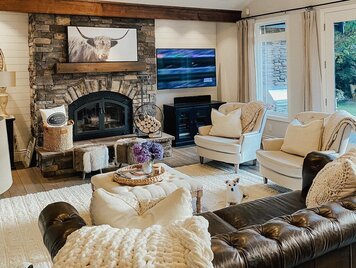 Online design Country/Cottage Living Room by Nicole G. thumbnail