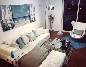 Online design Eclectic Living Room by Taize M. thumbnail