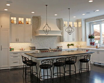 Online design Transitional Kitchen by Eileen P. thumbnail