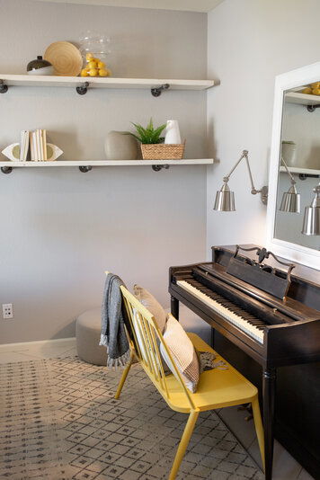Online design Transitional Home/Small Office by Alyssa H. thumbnail
