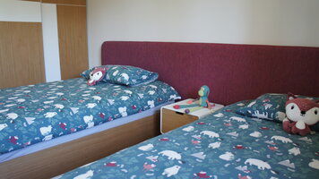 Online design Contemporary Bedroom by Lea S. thumbnail
