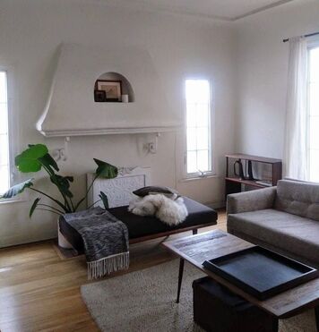 Online design Modern Living Room by Jacky G. thumbnail
