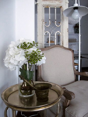Online design Traditional Hallway/Entry by Marisa G. thumbnail