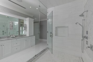 Online design Glamorous Bathroom by Gericel D. thumbnail