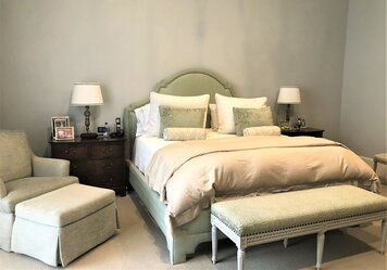 Online design Transitional Bedroom by Emina A. thumbnail