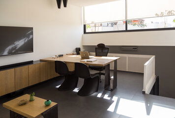 Online design Modern Business/Office by Maya M. thumbnail