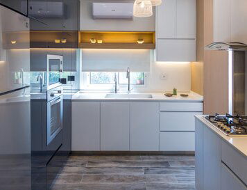 Online design Modern Kitchen by Maya M. thumbnail