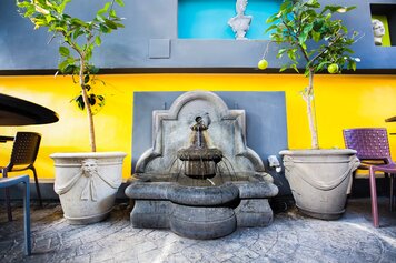 Online design Eclectic Combined Living/Dining by Serena Z. thumbnail