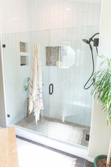 Online design Transitional Bathroom by Alyssa H. thumbnail