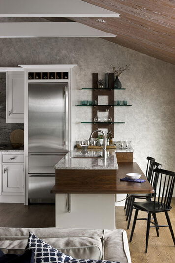Online design Traditional Kitchen by Cynthia T. thumbnail