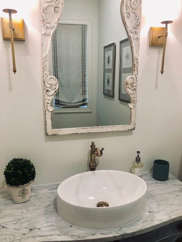 Online design Country/Cottage Bathroom by Berkeley H. thumbnail