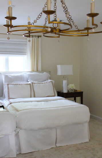 Online design Traditional Bedroom by Rivka J. thumbnail